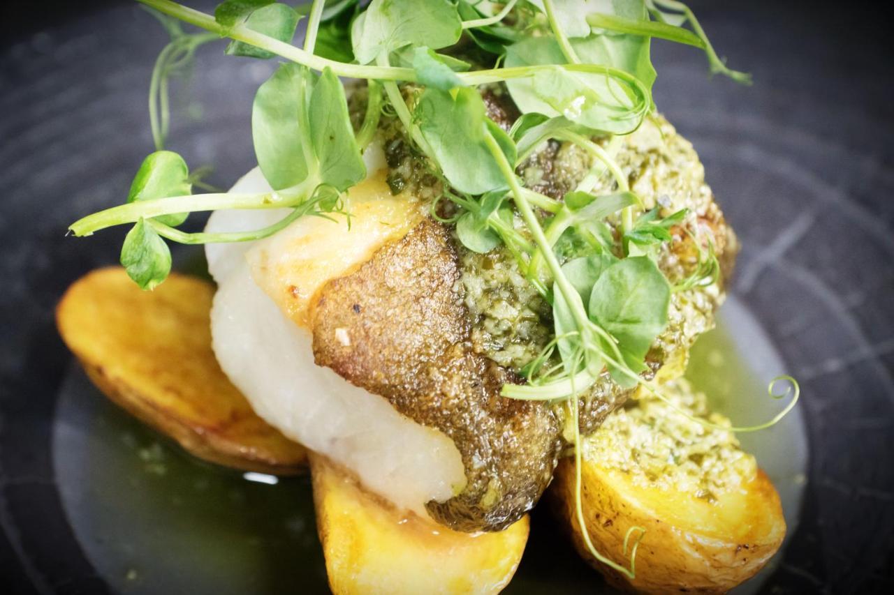 Quinlan & Cooke Boutique Townhouse And Qcs Seafood Restaurant Cahersiveen Exterior foto